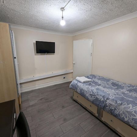 3 Portland Road Lejlighed Southall Eksteriør billede